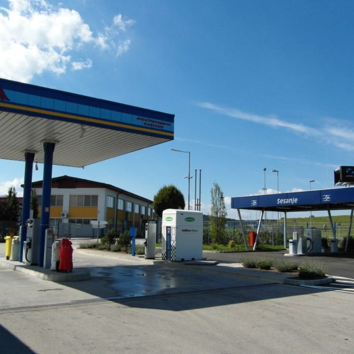 Transporti vozil AT Kastelec 8 avtopralnica Grospuplje